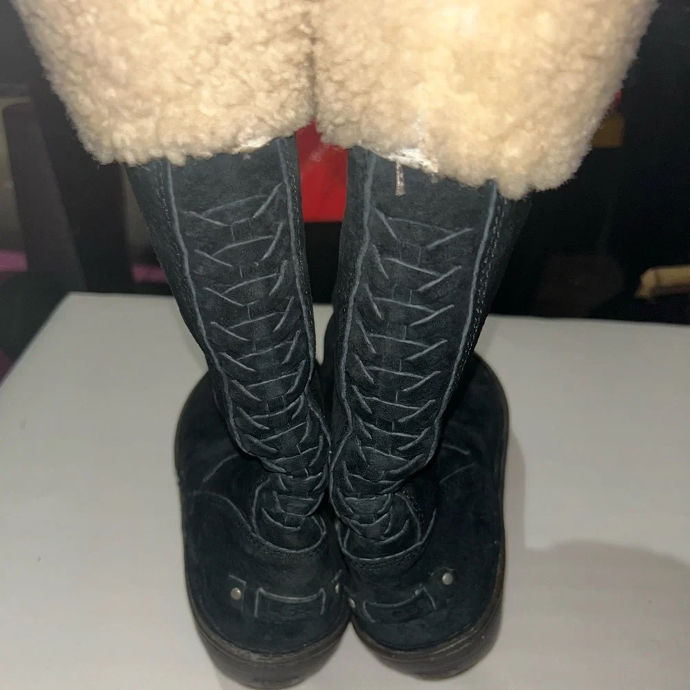 UGG Australia Karyn suede winter boots - Picture 8 of 14